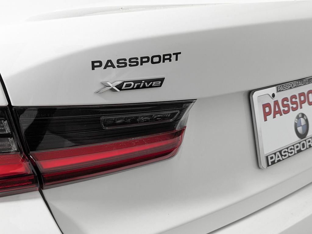 2025 BMW 330i xDrive 330i xDrive