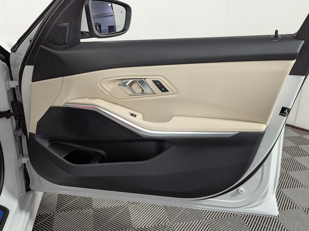 2025 BMW 330i xDrive 330i xDrive