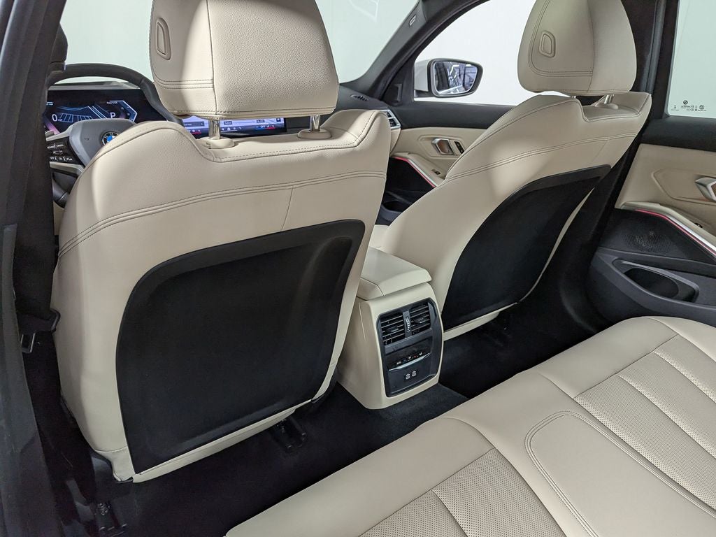 2025 BMW 330i xDrive 330i xDrive