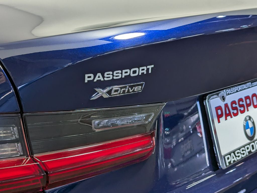 2025 BMW 3 Series 330i xDrive