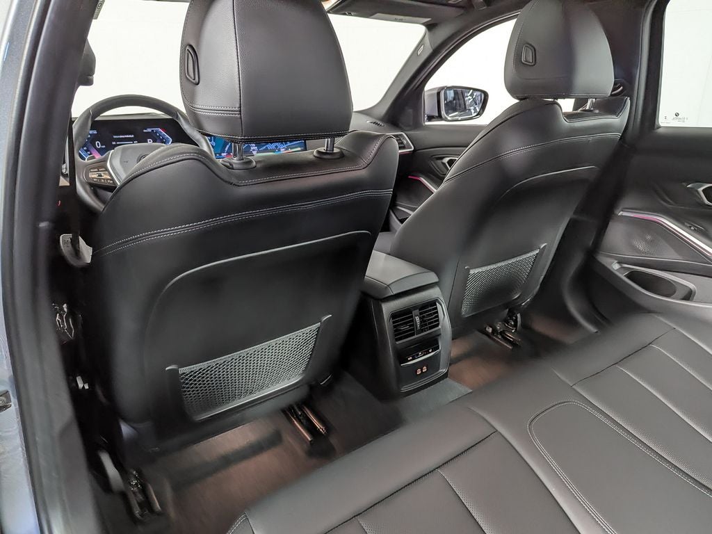 2023 BMW 330i xDrive 330i xDrive