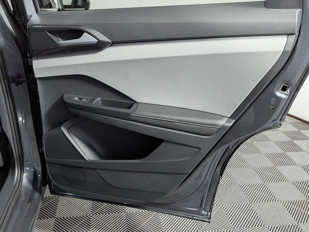 2024 Volkswagen Taos 1.5T SEL