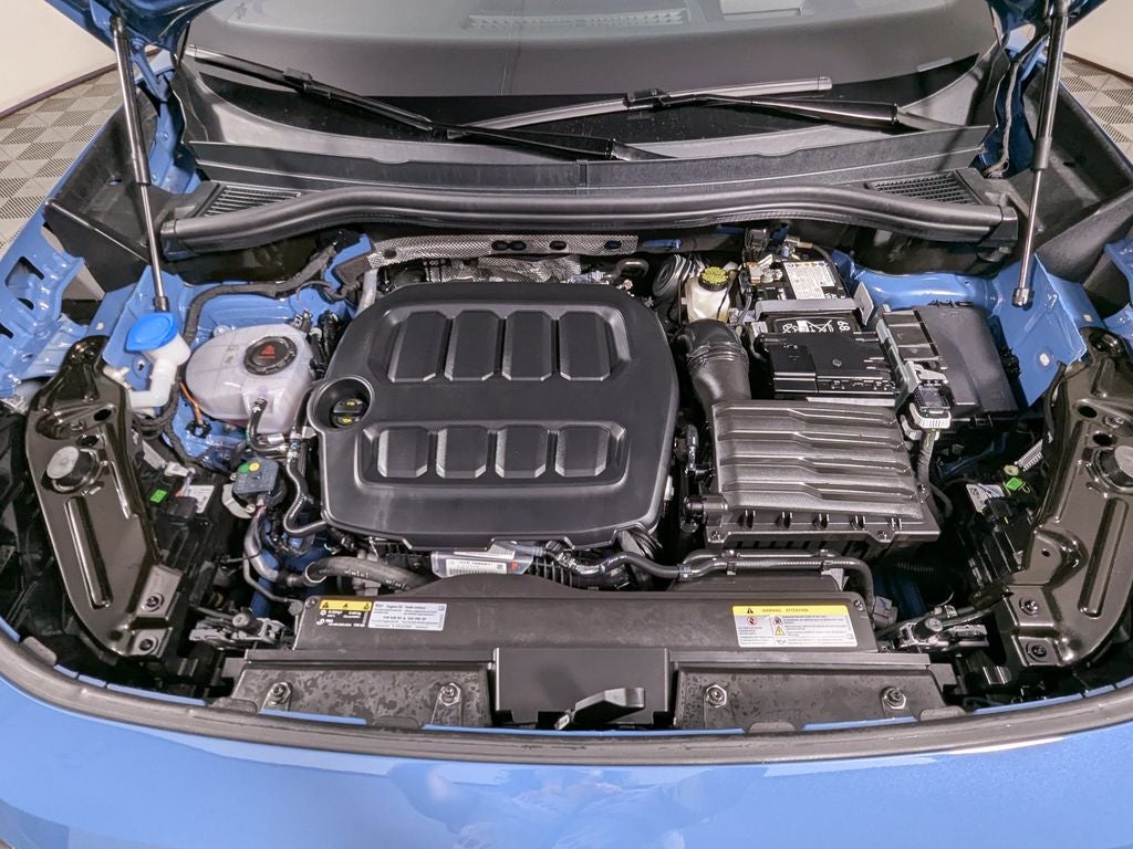 2026 Volkswagen Tiguan 2.0T SEL R-Line