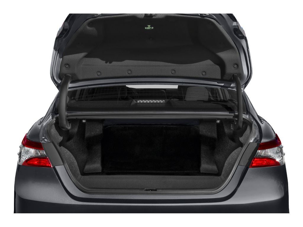 2022 Toyota Camry Hybrid LE