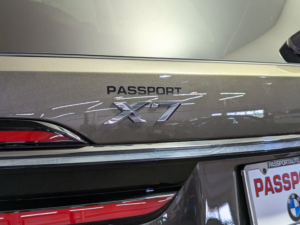 2025 BMW X7 xDrive40i