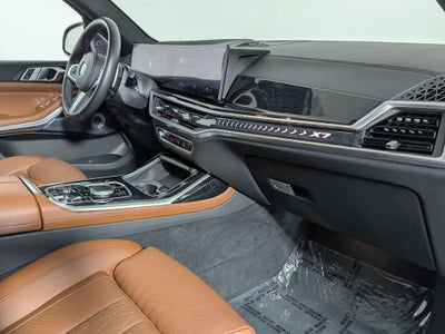 2023 BMW X7 xDrive40i