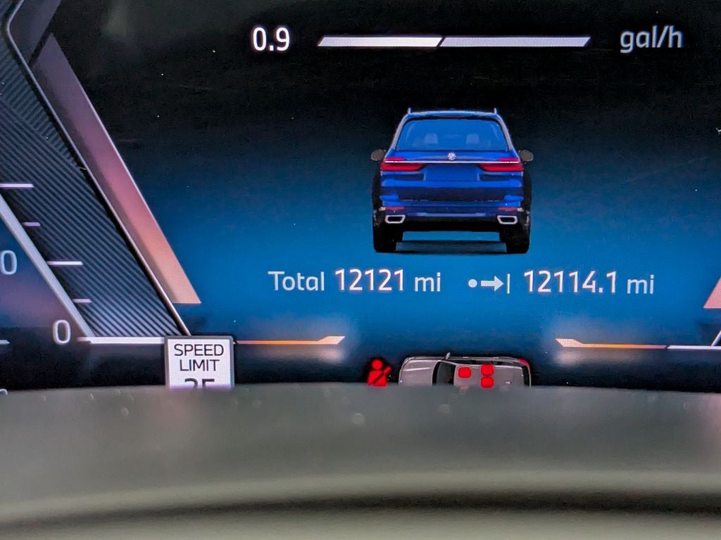 2025 BMW X7 xDrive40i