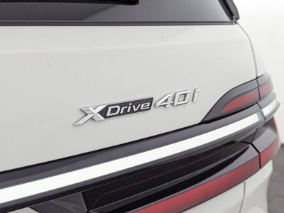 2025 BMW X7 xDrive40i