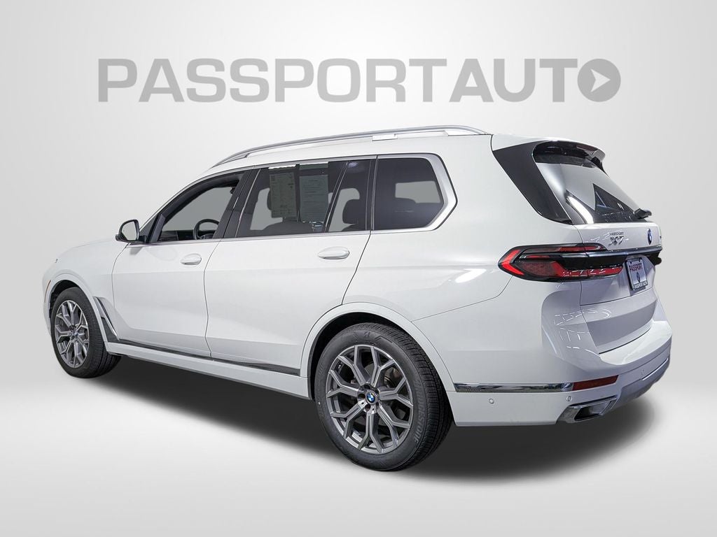 2025 BMW X7 xDrive40i