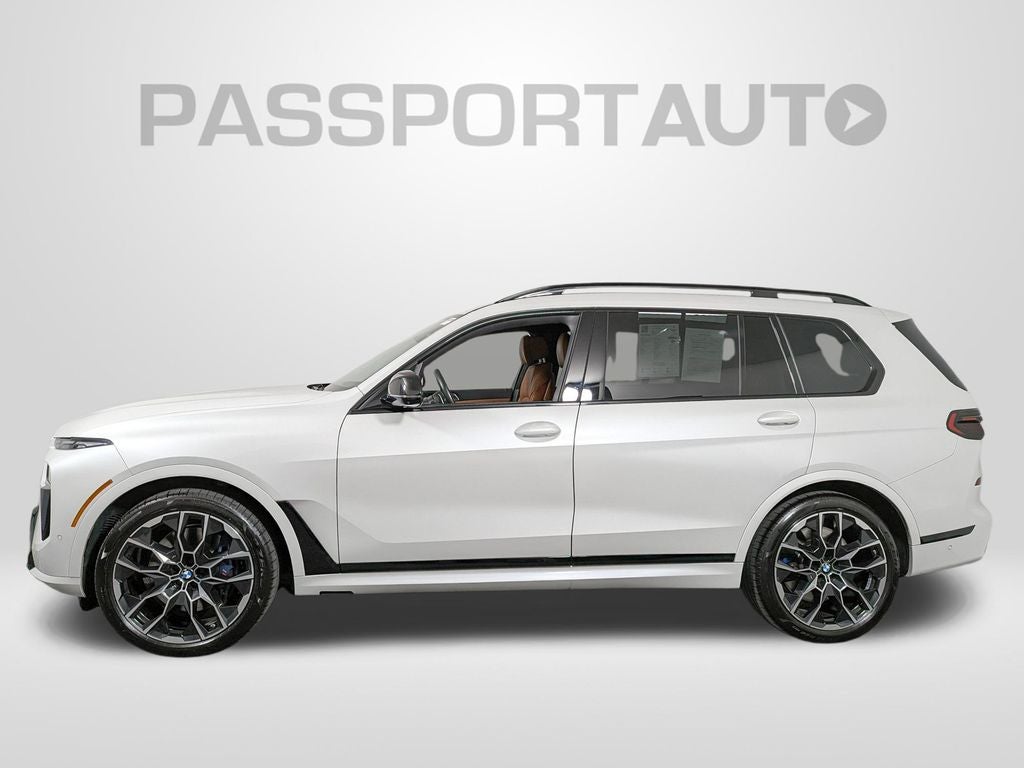 2024 BMW X7 M60i