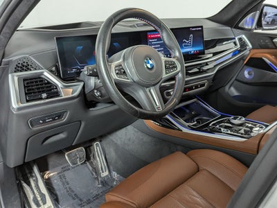 2024 BMW X7 M60i