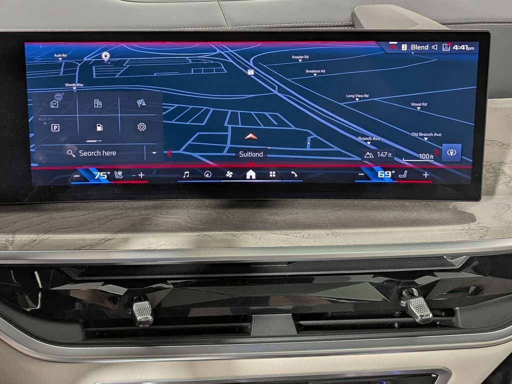 2024 BMW X7 M60i