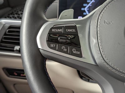 2024 BMW X7 M60i