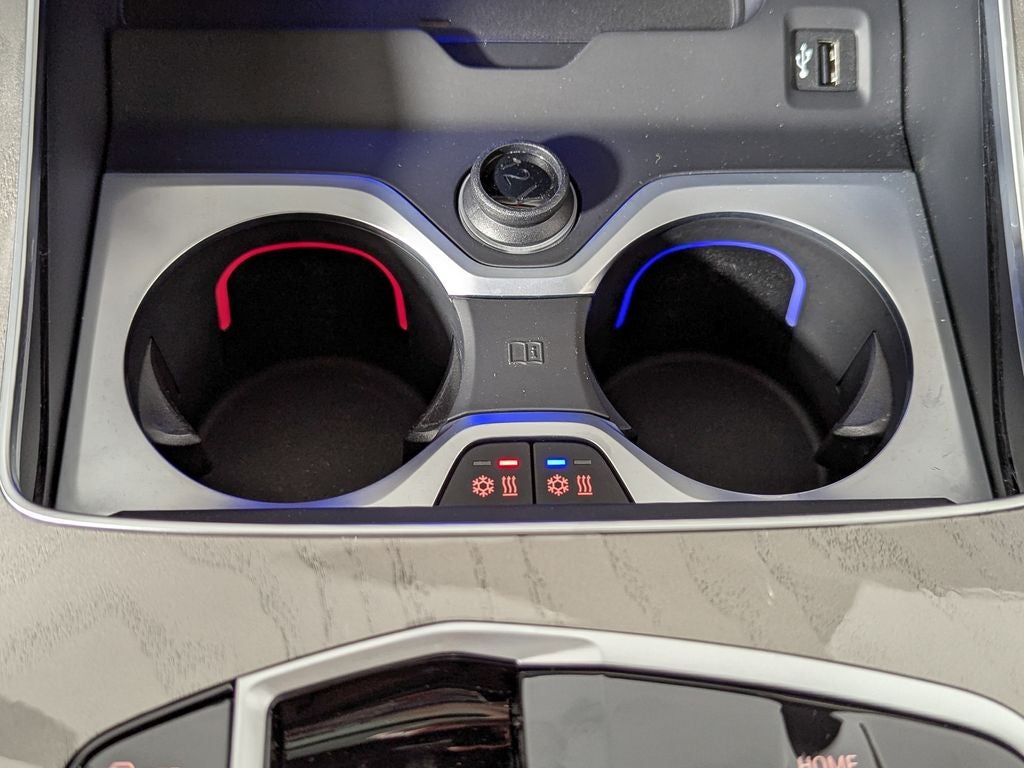 2024 BMW X7 M60i