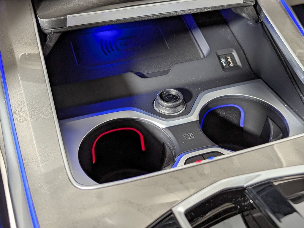2024 BMW X7 M60i
