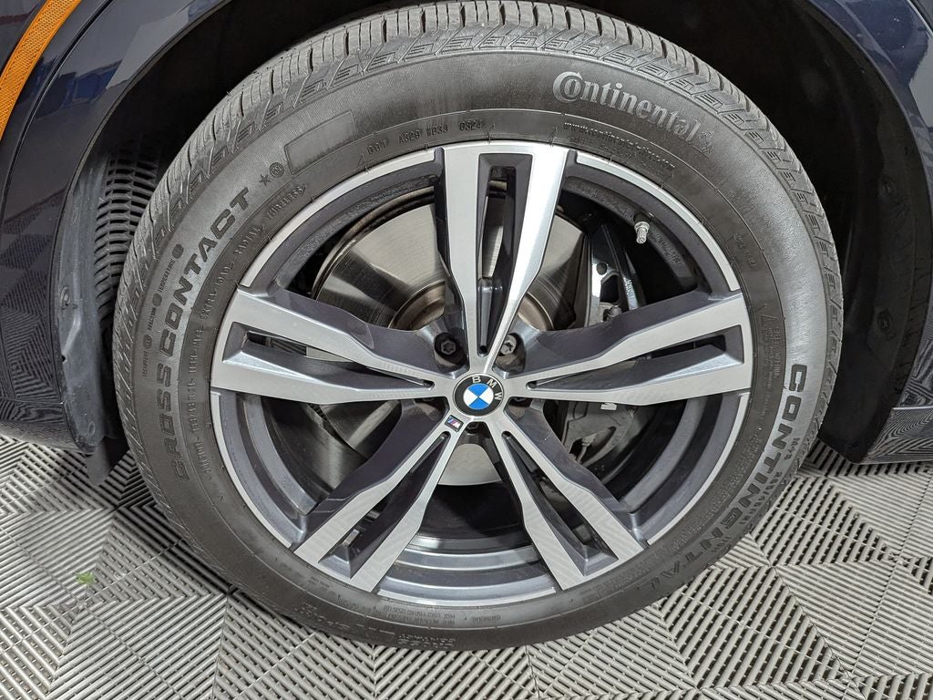 2024 BMW X7 M60i