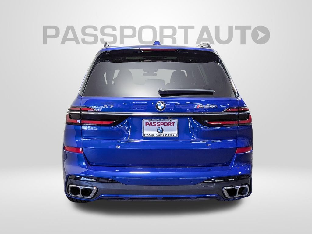 2025 BMW X7 M60i