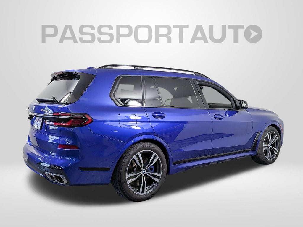 2025 BMW X7 M60i