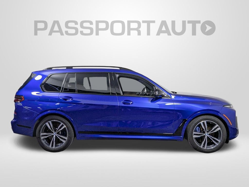 2025 BMW X7 M60i