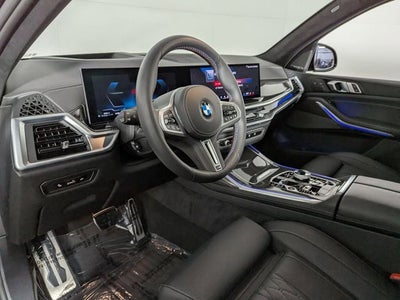 2026 BMW X7 M60i