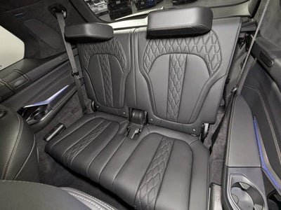 2026 BMW X7 M60i