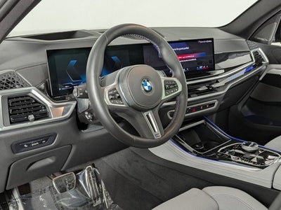 2024 BMW X5 M60i