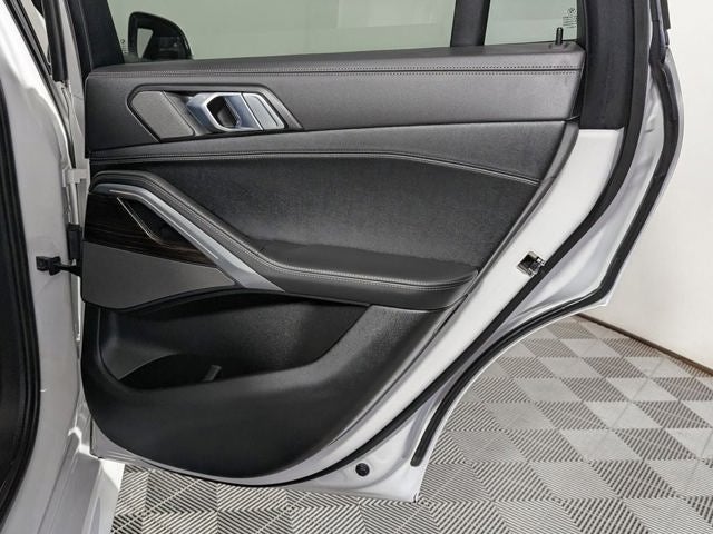 2024 BMW X6 xDrive40i