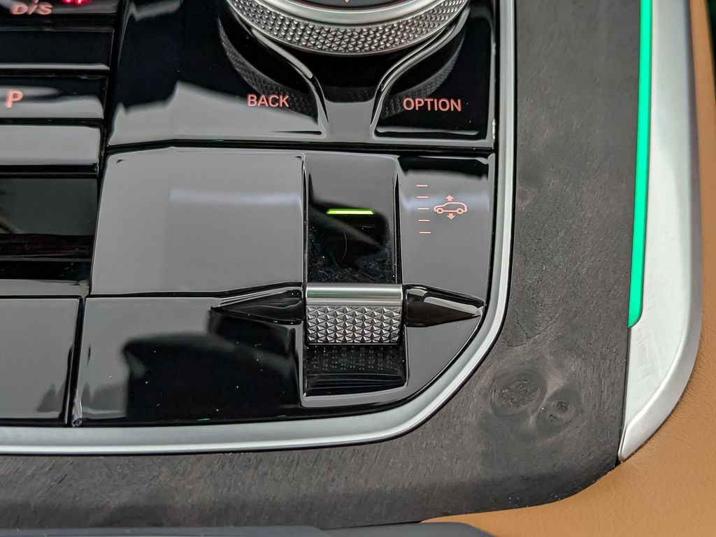 2025 BMW X5 xDrive50e