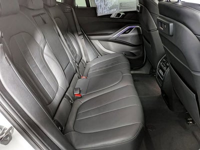 2022 BMW X6 xDrive40i