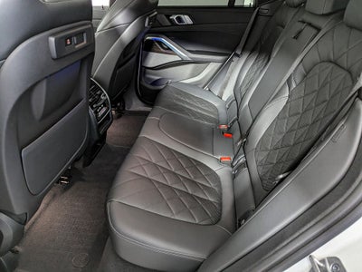 2023 BMW X6 xDrive40i