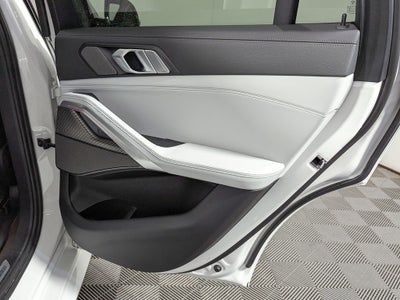 2023 BMW X6 xDrive40i