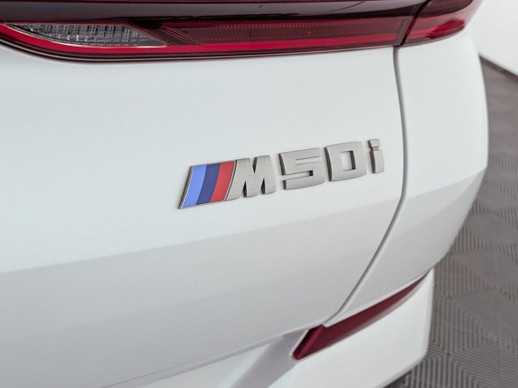 2023 BMW X6 M50i