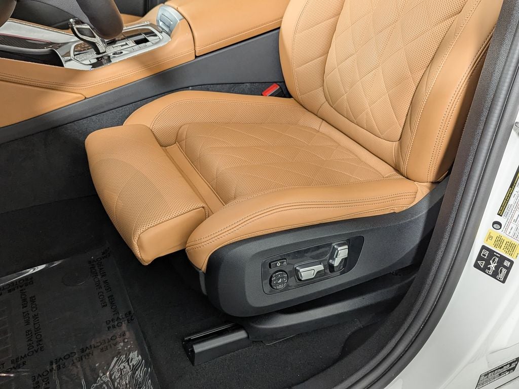 2023 BMW X6 M50i