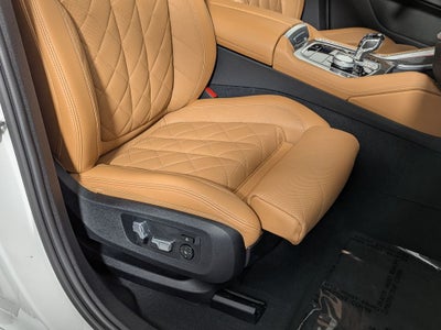2023 BMW X6 M50i