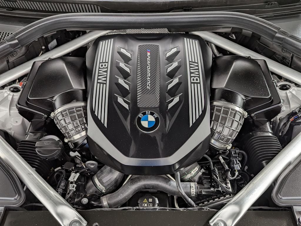 2023 BMW X6 M50i