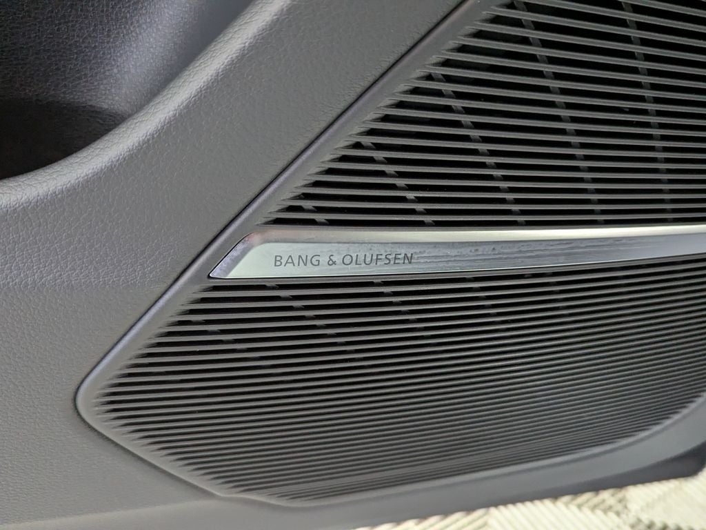 2023 Audi Q8 55 Premium Plus quattro