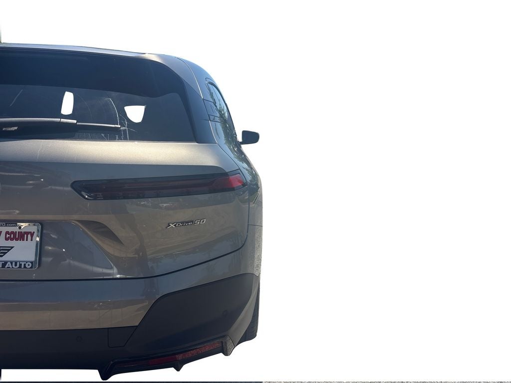 2025 BMW iX xDrive50