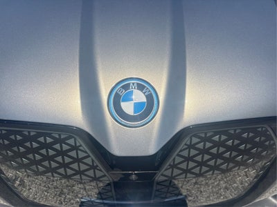 2025 BMW iX xDrive50