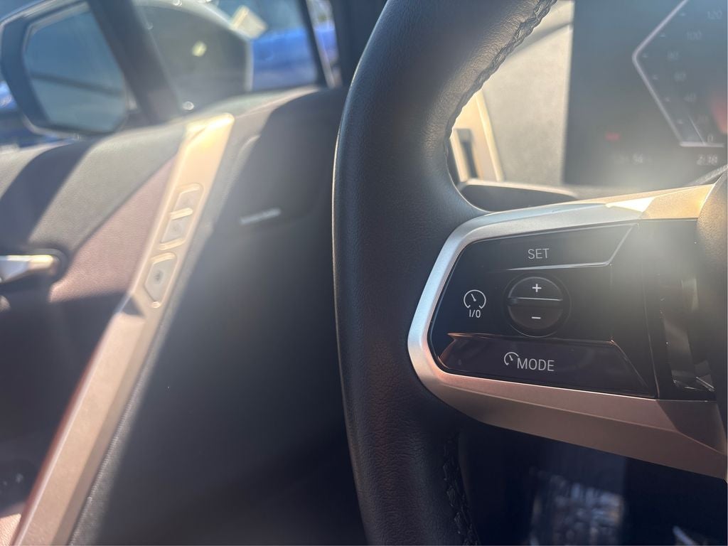 2025 BMW iX xDrive50