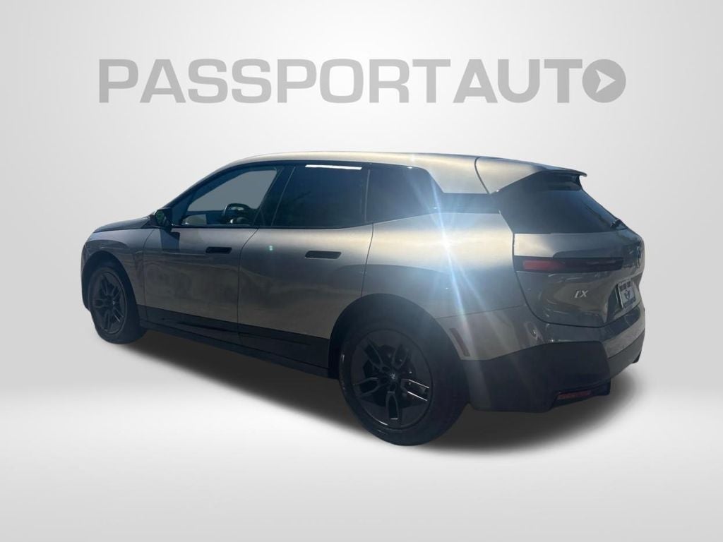 2025 BMW iX xDrive50