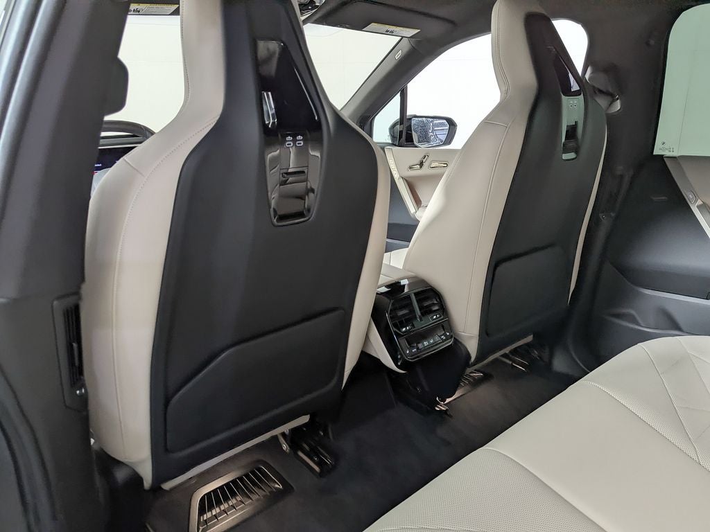 2023 BMW iX xDrive50 xDrive50