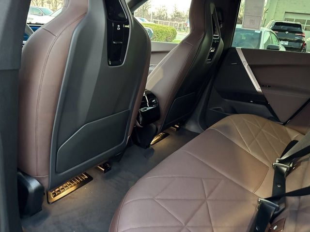 2026 BMW iX xDrive45