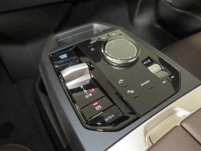 2026 BMW iX xDrive45