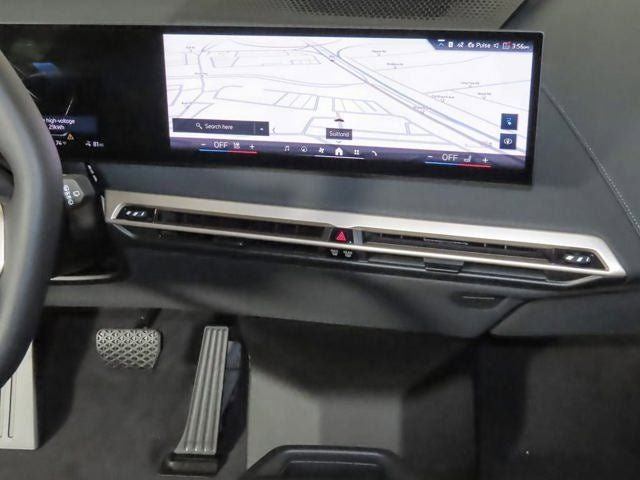 2026 BMW iX xDrive60