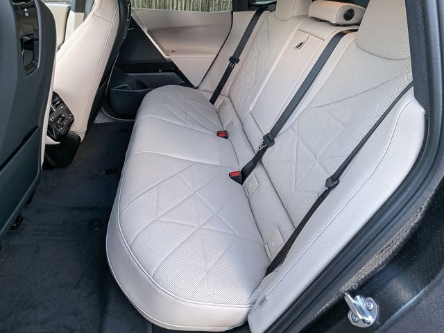 2026 BMW iX xDrive60