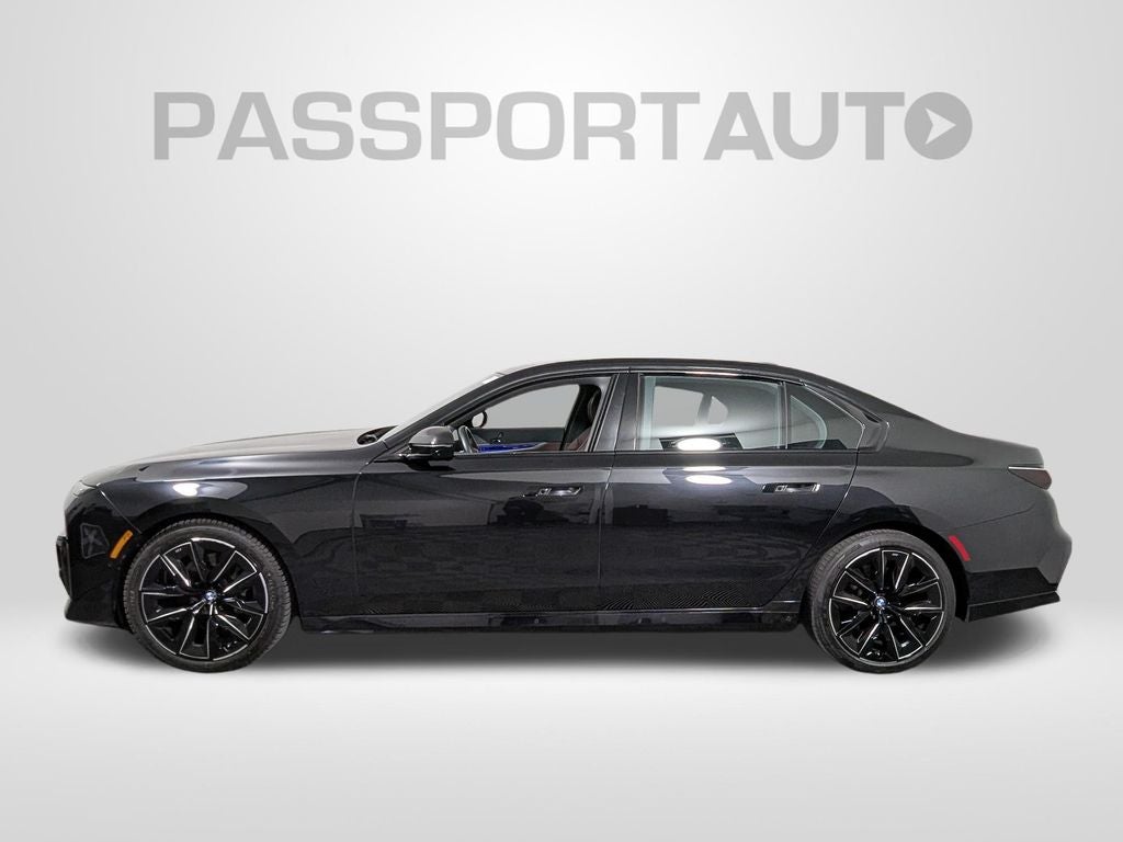 2023 BMW 740i 740i
