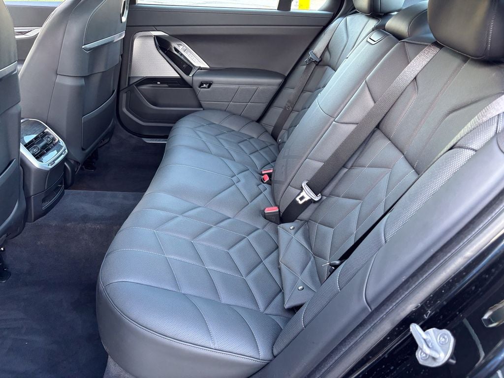 2023 BMW 760i 760i xDrive