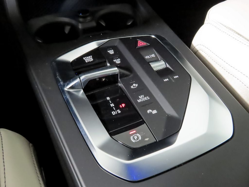 2025 BMW 235i M235i xDrive