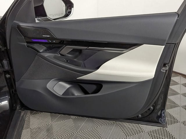 2025 BMW 530i xDrive 530i xDrive