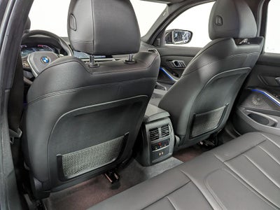 2021 BMW 330i xDrive 330i xDrive